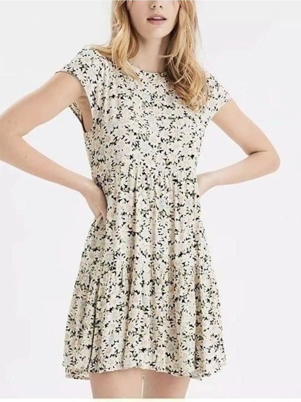 American Eagle Outfitters Cream Floral Short-Sleeve Babydoll Dress